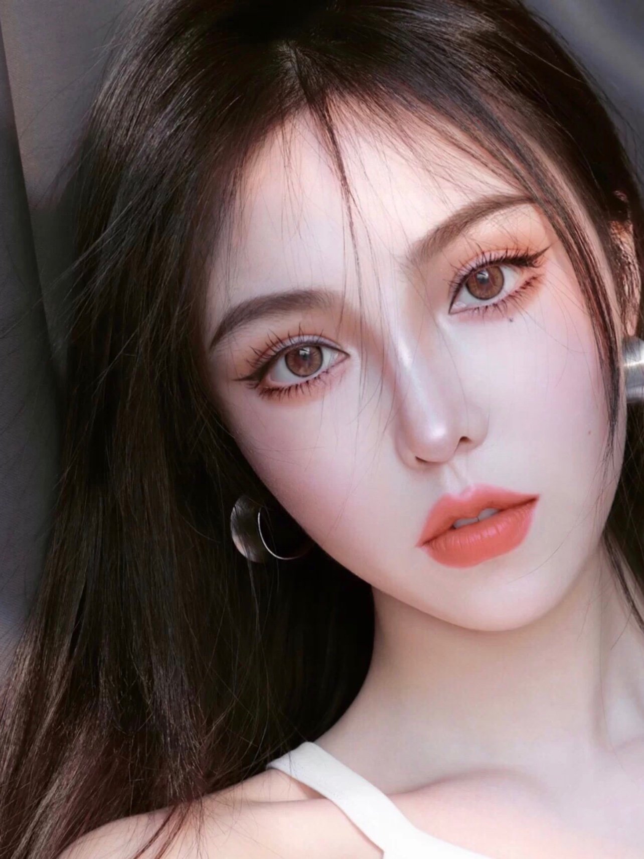 分享几个泰式妆容的特点