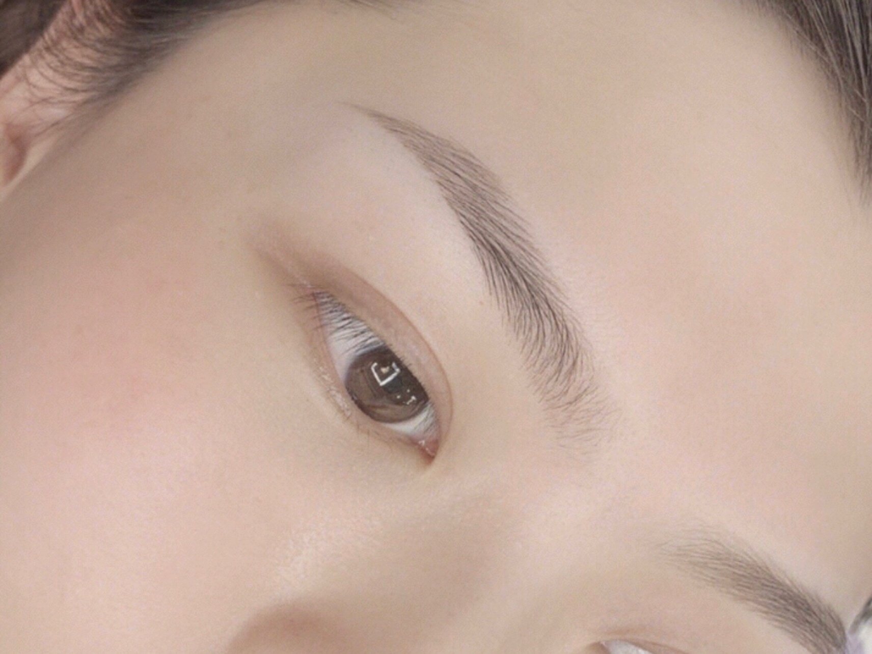 眉毛做得很自然