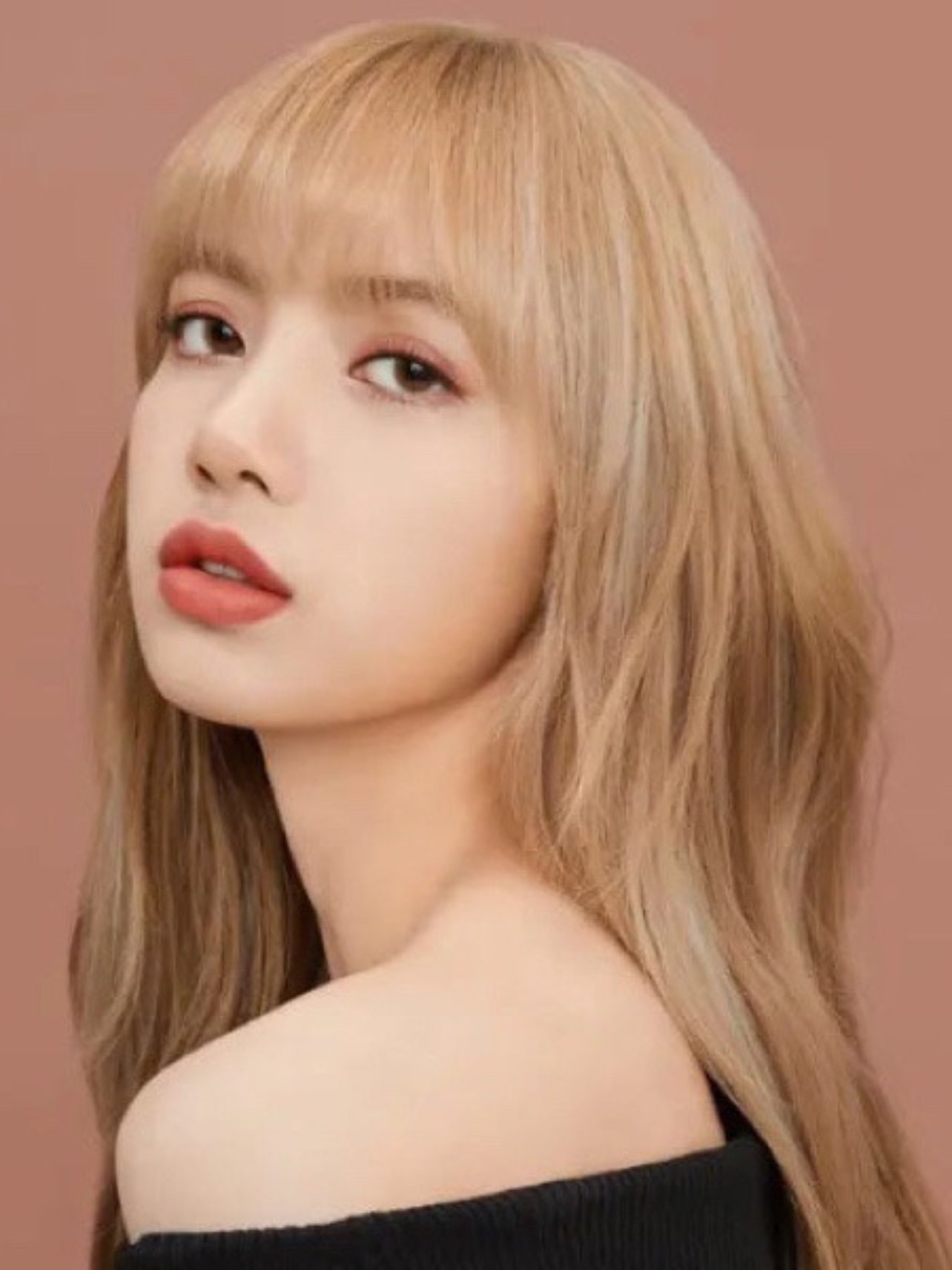 99人间芭比lisa旧照流出变化大6315全靠后天动刀60_圈子-新氧