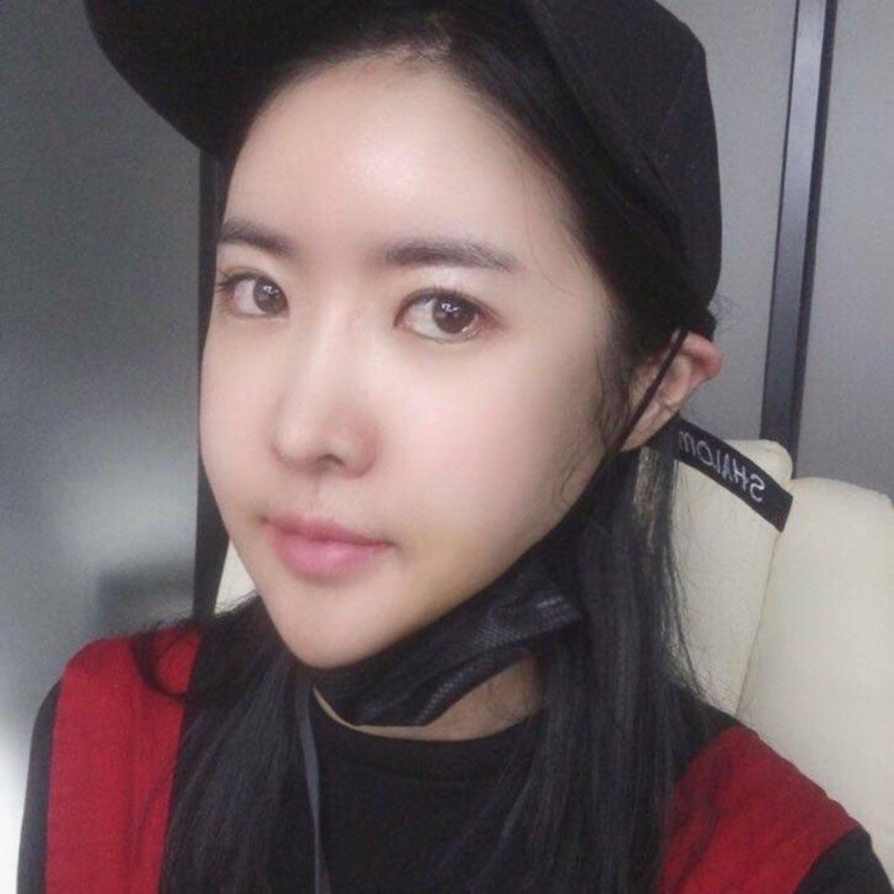 效果很好,下巴变尖了不少,看着脸部轮廓觉得自己美美_圈子-新氧美容