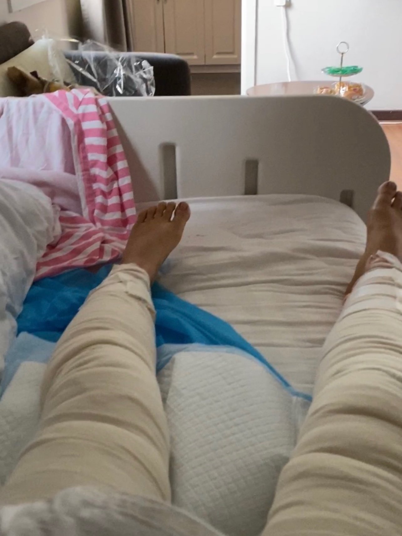 醒来之后看到自己腿跟木乃伊一样被包扎得严_圈子-新氧美容整形