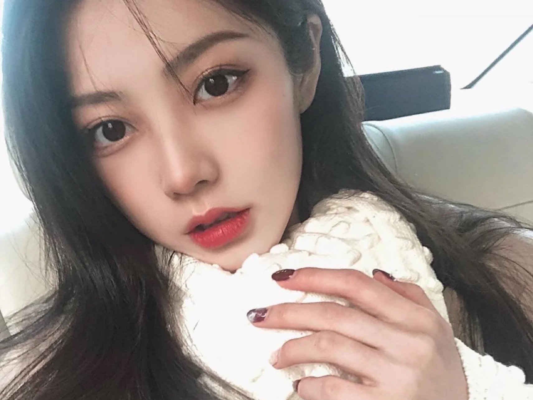 还是挺喜欢这种自然小翘鼻的.