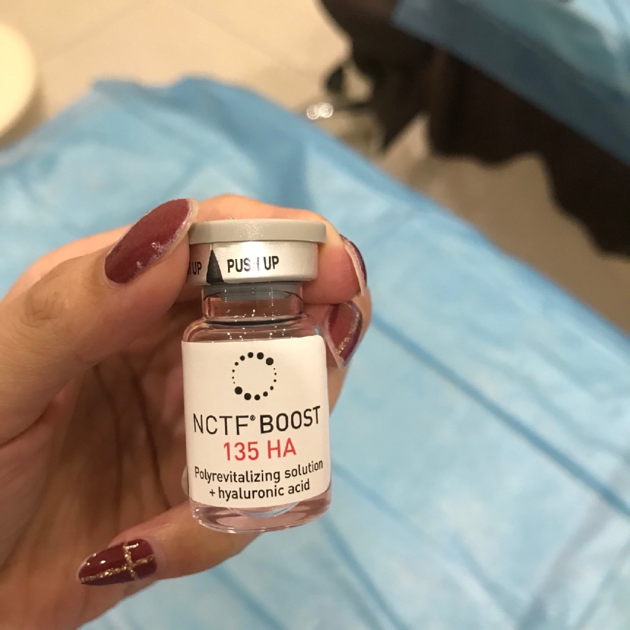 做完热拉提,皮肤里的水分被大量蒸发,所以上一周我也很勤奋敷医用面膜