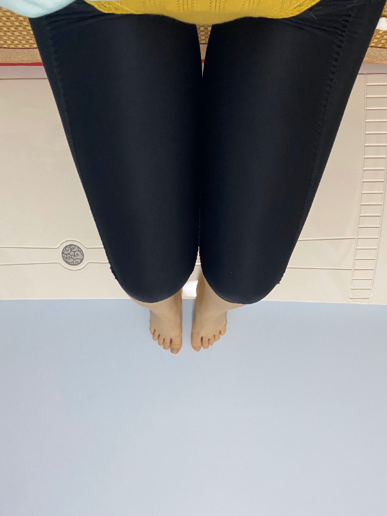 第五天,感觉大腿和腰腹有点紧绷,医生说我现在是肿胀_圈子-新氧美容