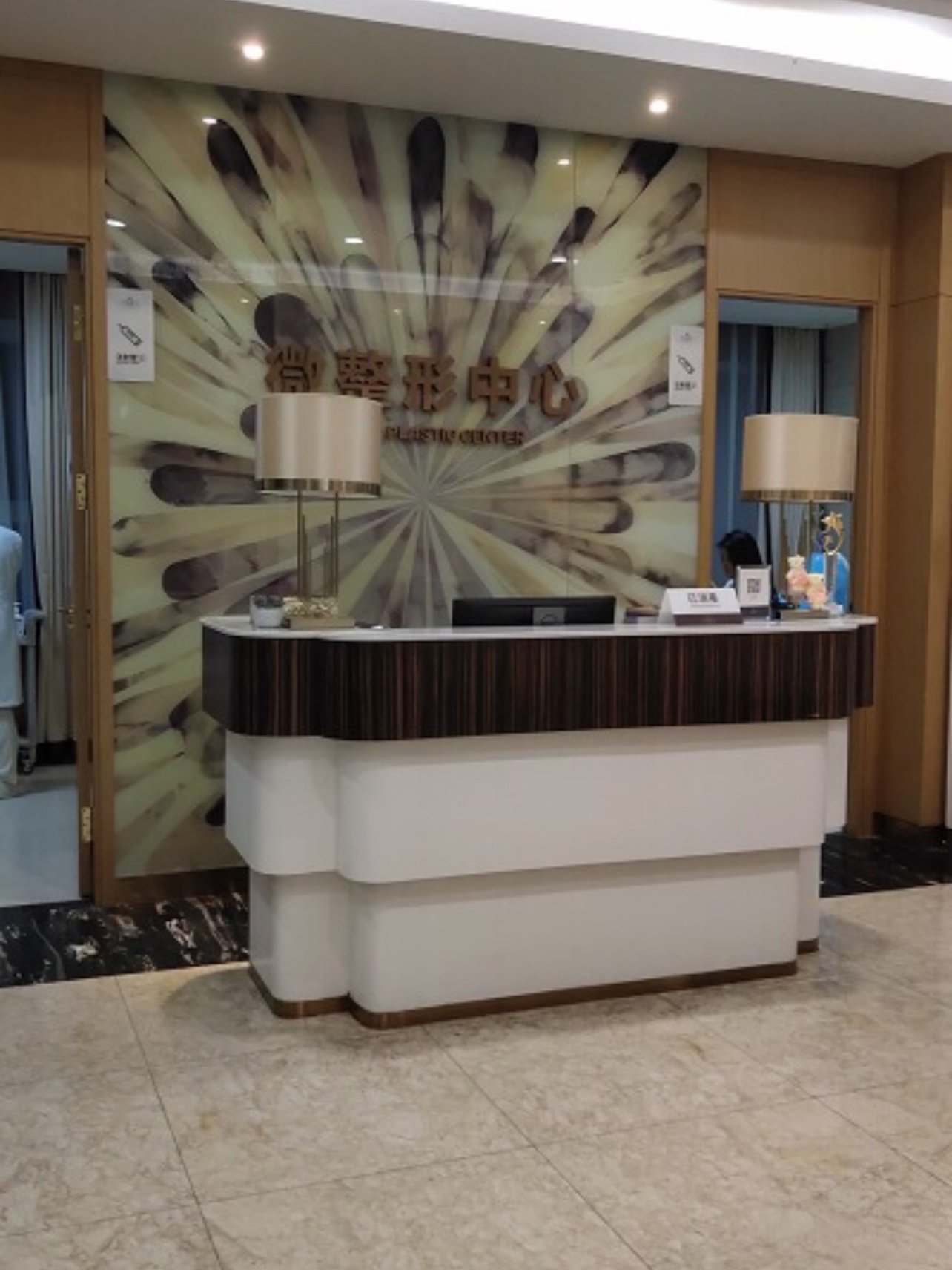 都感觉自己的眼睛不够大,听我朋友说要不做个微整_圈子-新氧美容整形