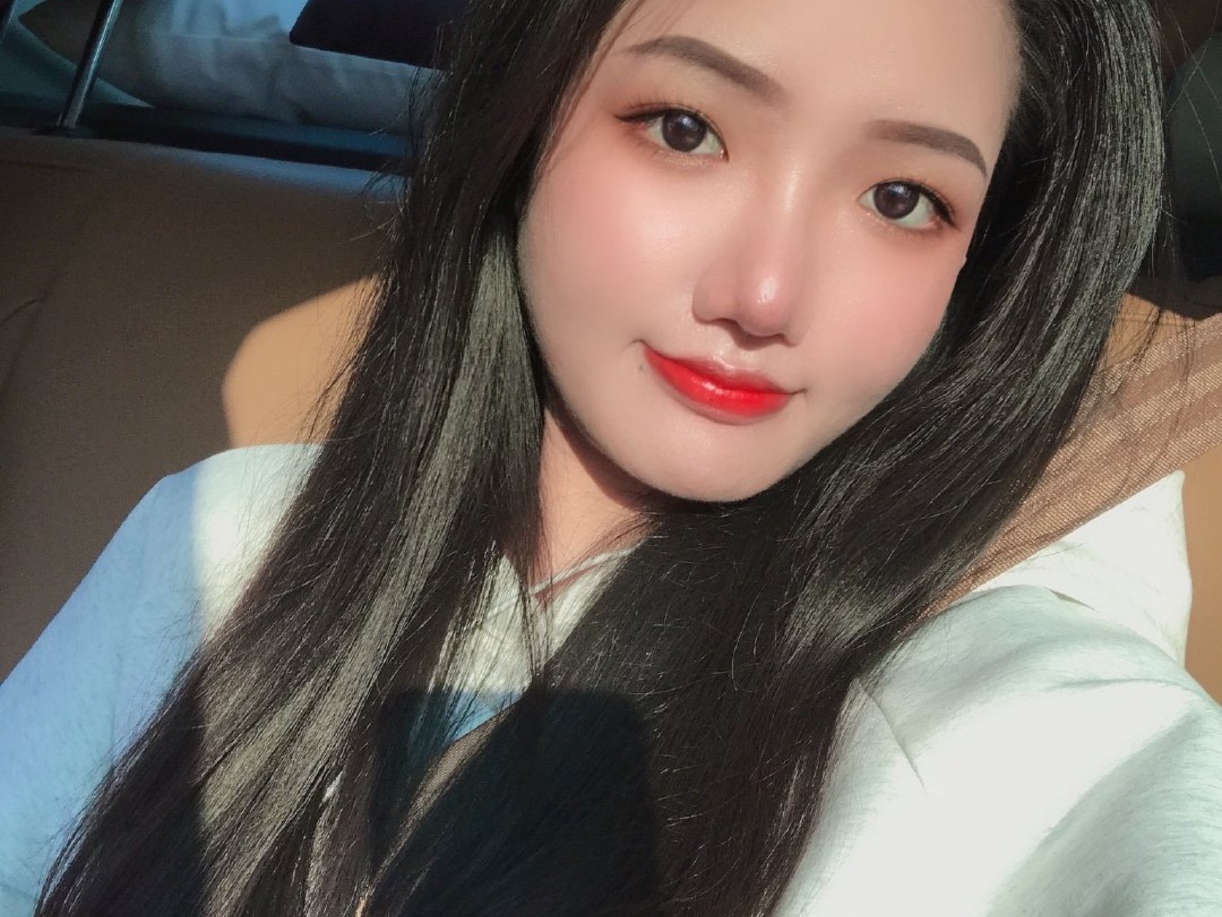 凹进去的额头终于凸出来啦,哈哈哈哈,好事多磨,考虑_圈子-新氧美容