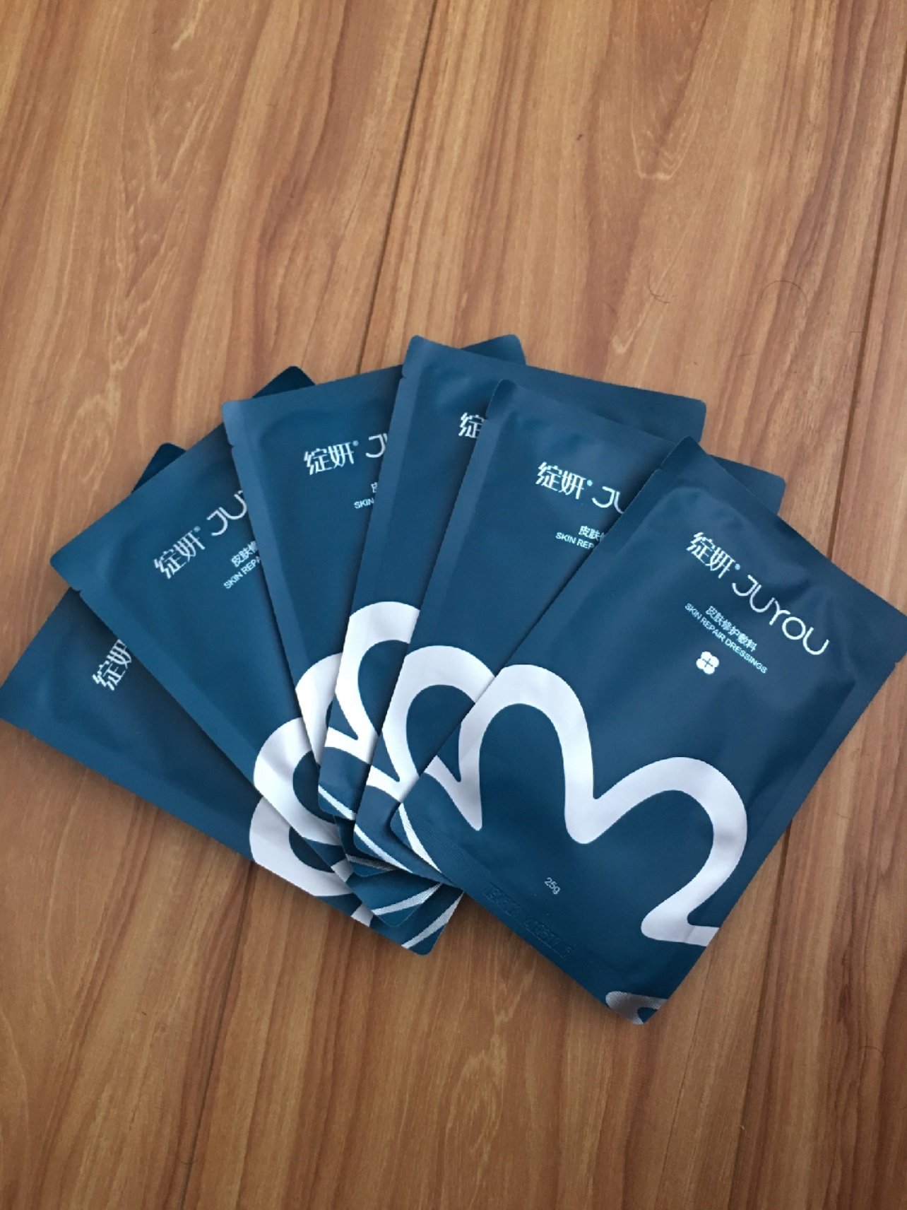 绽妍深水炸弹蓝膜,一款可以打满分的面膜.