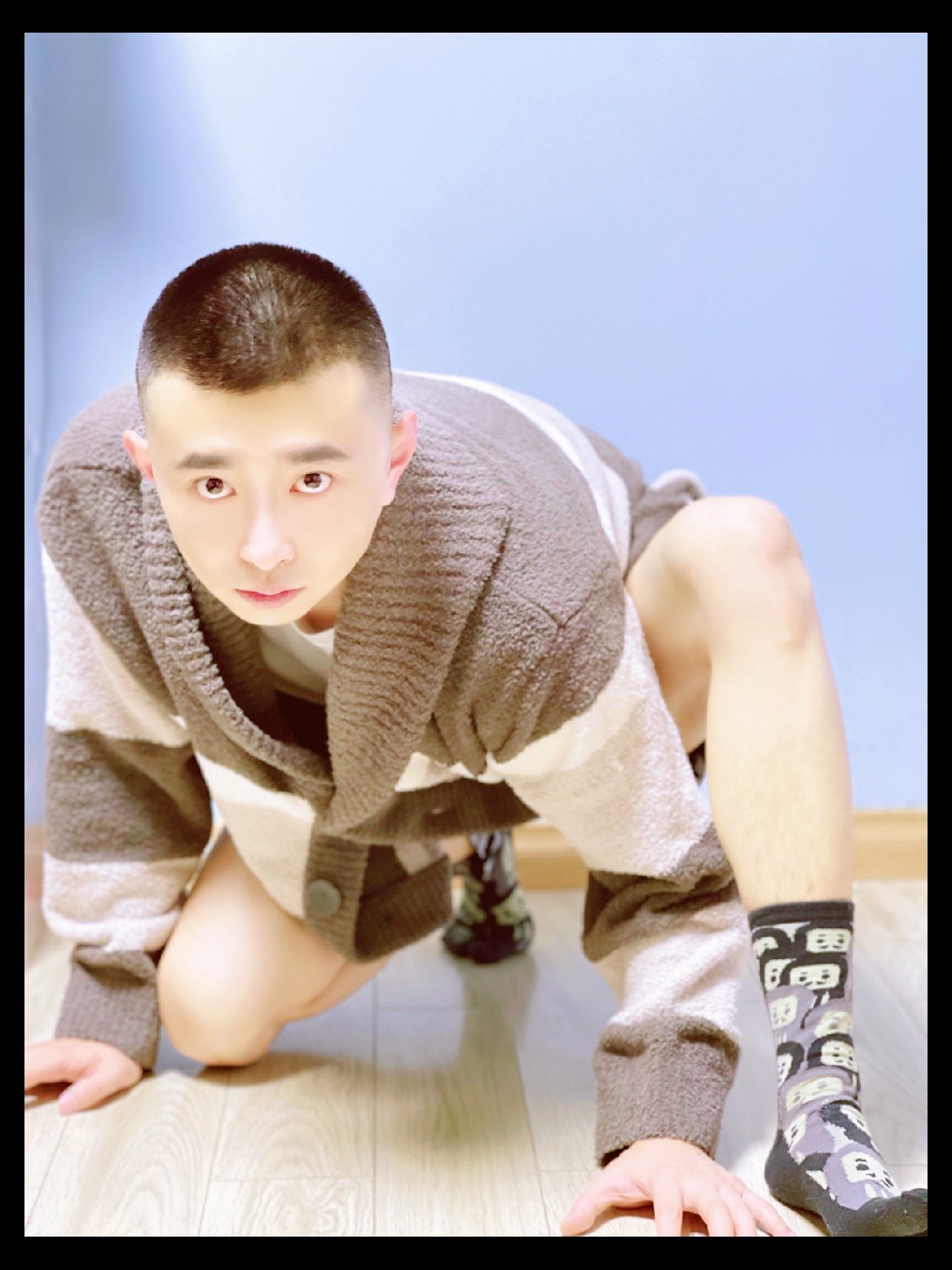 ootd放假在家的舒适穿搭阳光宅男家居风