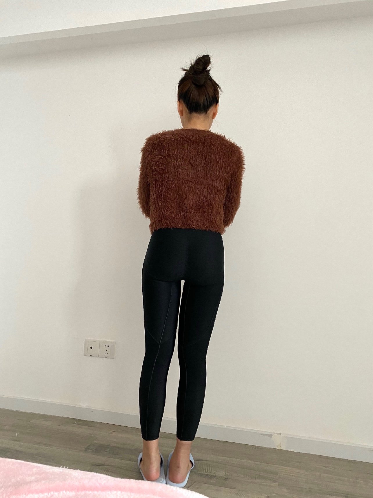 12月底的时候做的大腿吸脂,这组照片分别是我术后3_圈子-新氧美容整形