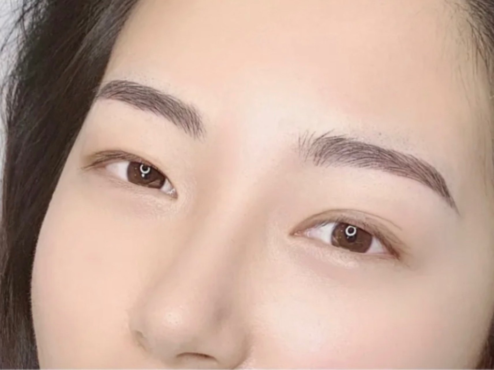 我本人的眉毛是比较稀疏,不均匀,眉尾有点淡,经常需_圈子-新氧美容