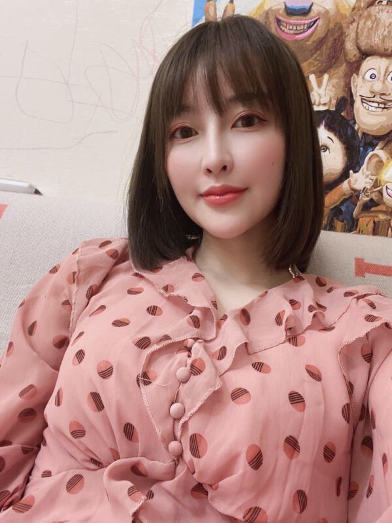 【术前诊断】:求美者术前双侧乳房扁平,乳晕较大,因_圈子-新氧美容