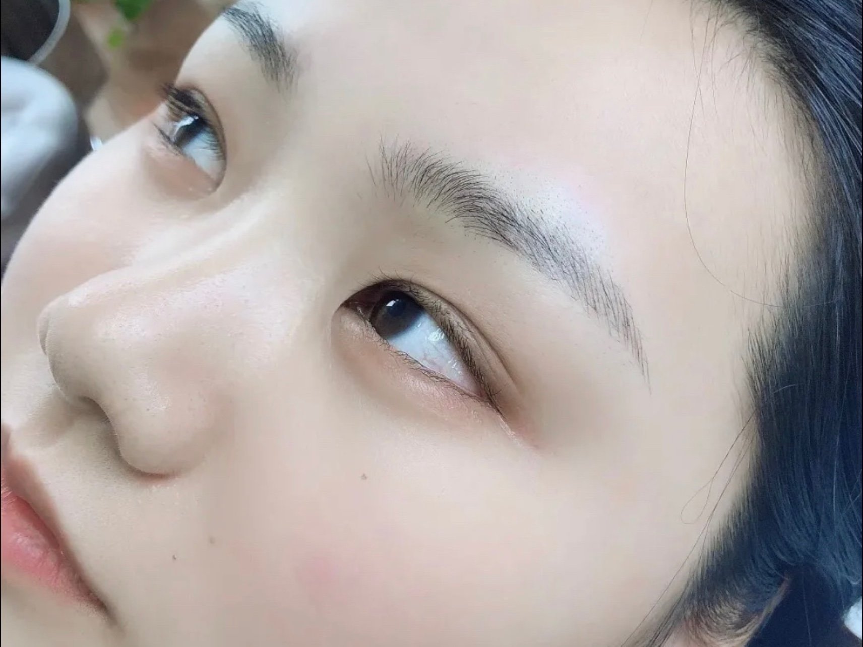 纹完眉型自然漂亮浓淡适宜清秀神采奕奕富于立体感而充满活力眉似画的