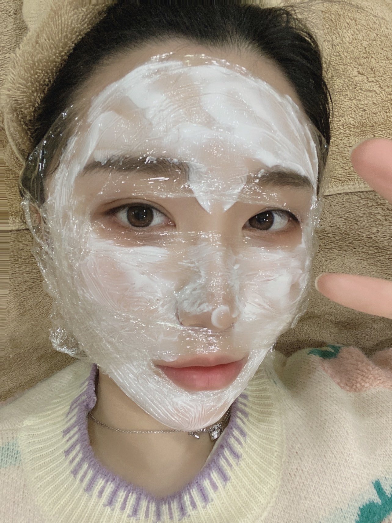 今天去体验了韩佳人三文鱼水光补水.三文鱼水光相信大家都不陌生吧.