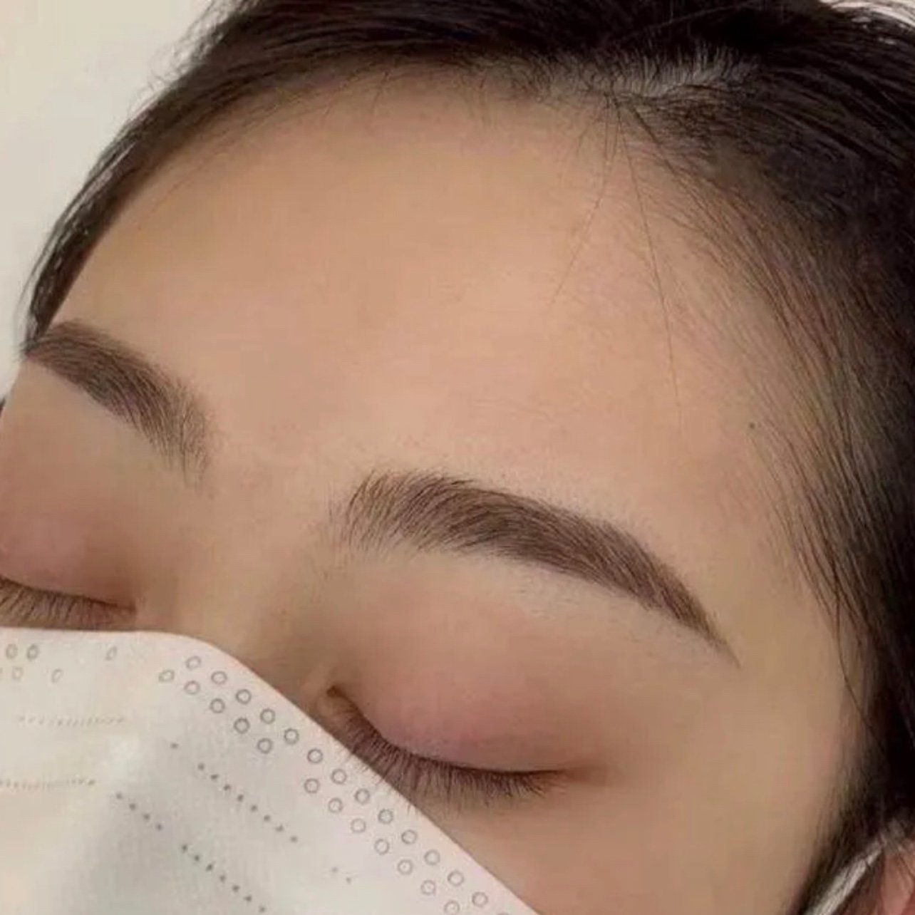 我做的是丝影飘眉,效果特别自然,自己本来就比较喜欢_圈子-新氧美容