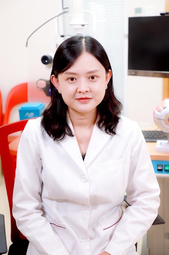 被运动员和艺人种草的近视手术究竟有何魅力北京协和医院的罗岩教授为