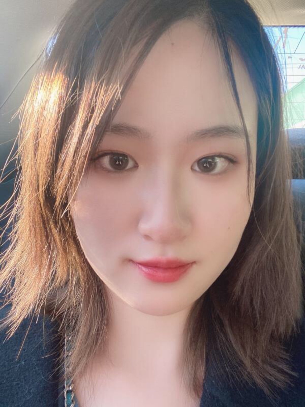 自从眼皮改善完之后,就爱上了拍照,单眼皮的时候拍照_圈子-新氧美容