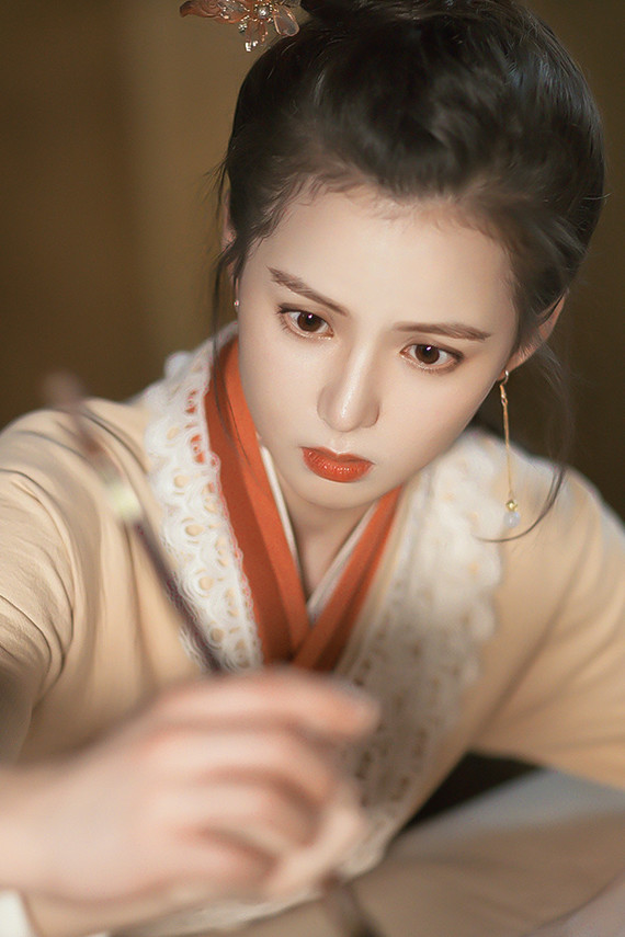 娱乐圈小透明黄日莹撞脸大合集