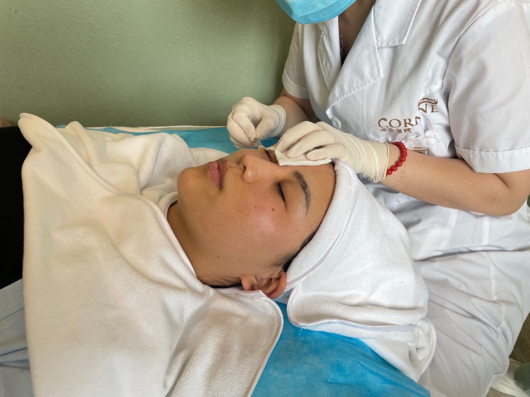 注射欧赛斯眼周肽第二天反馈