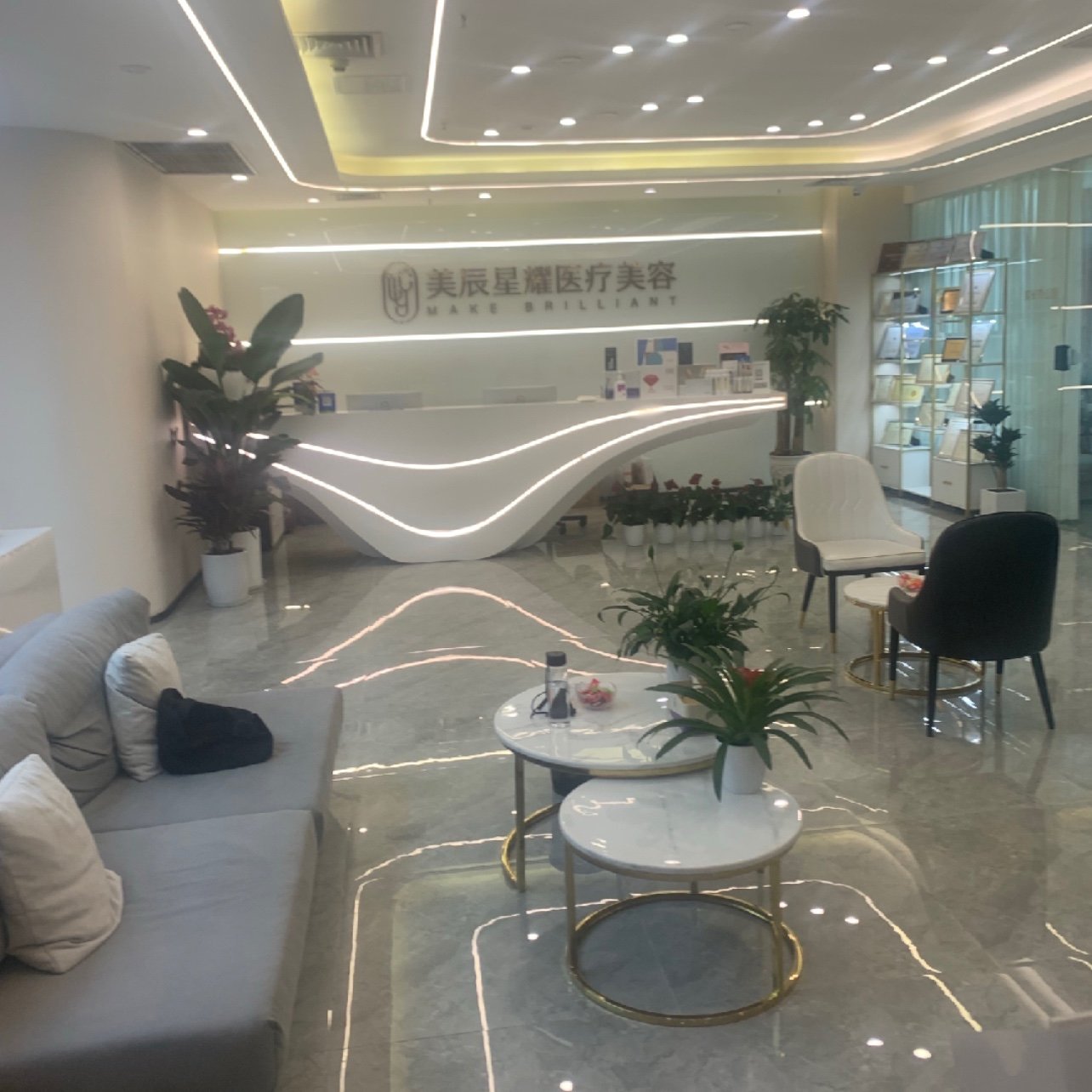 整个手术过程很满意,过程中没有一点紧张的感觉,医生_圈子-新氧美容