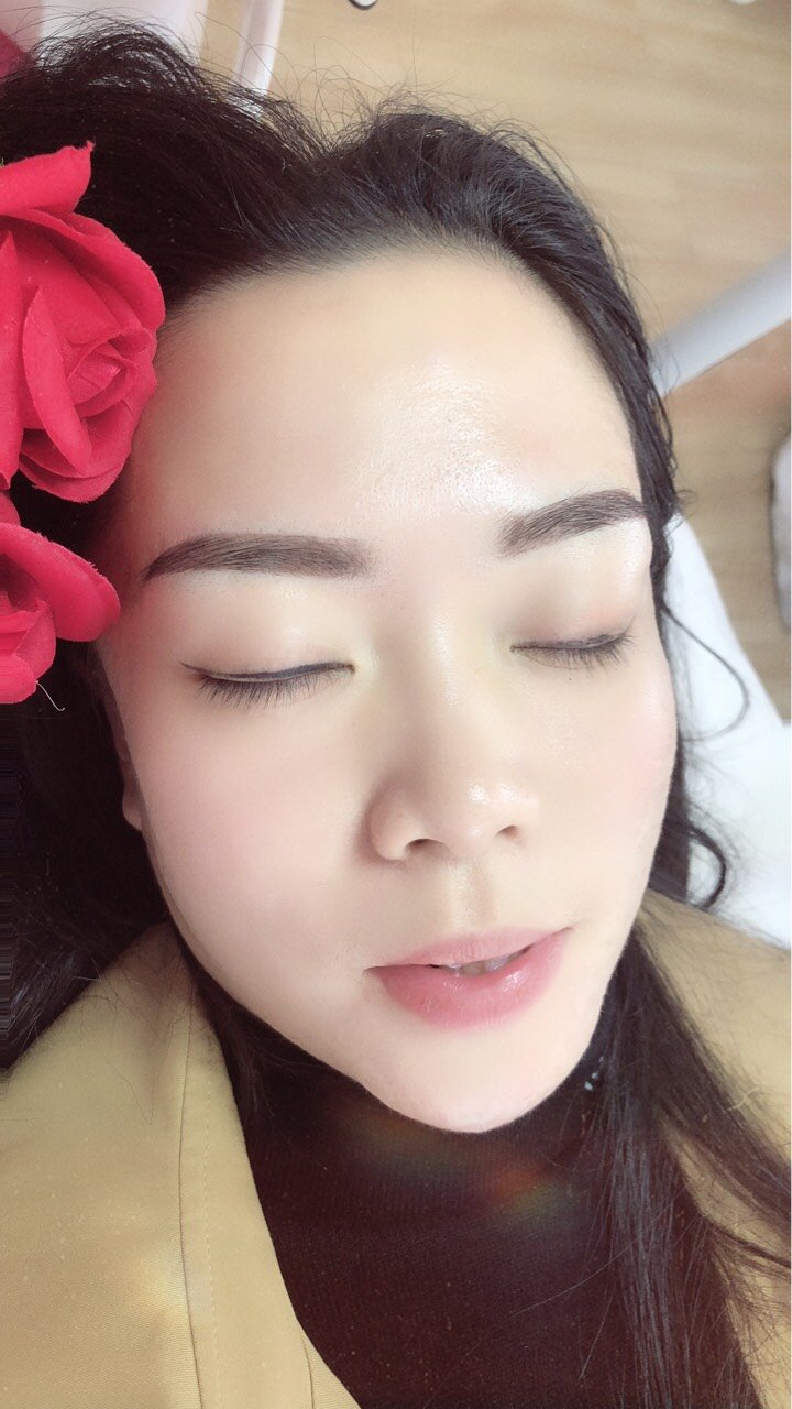 很仔细,还帮我调整了很久很久才达到了最美的效果