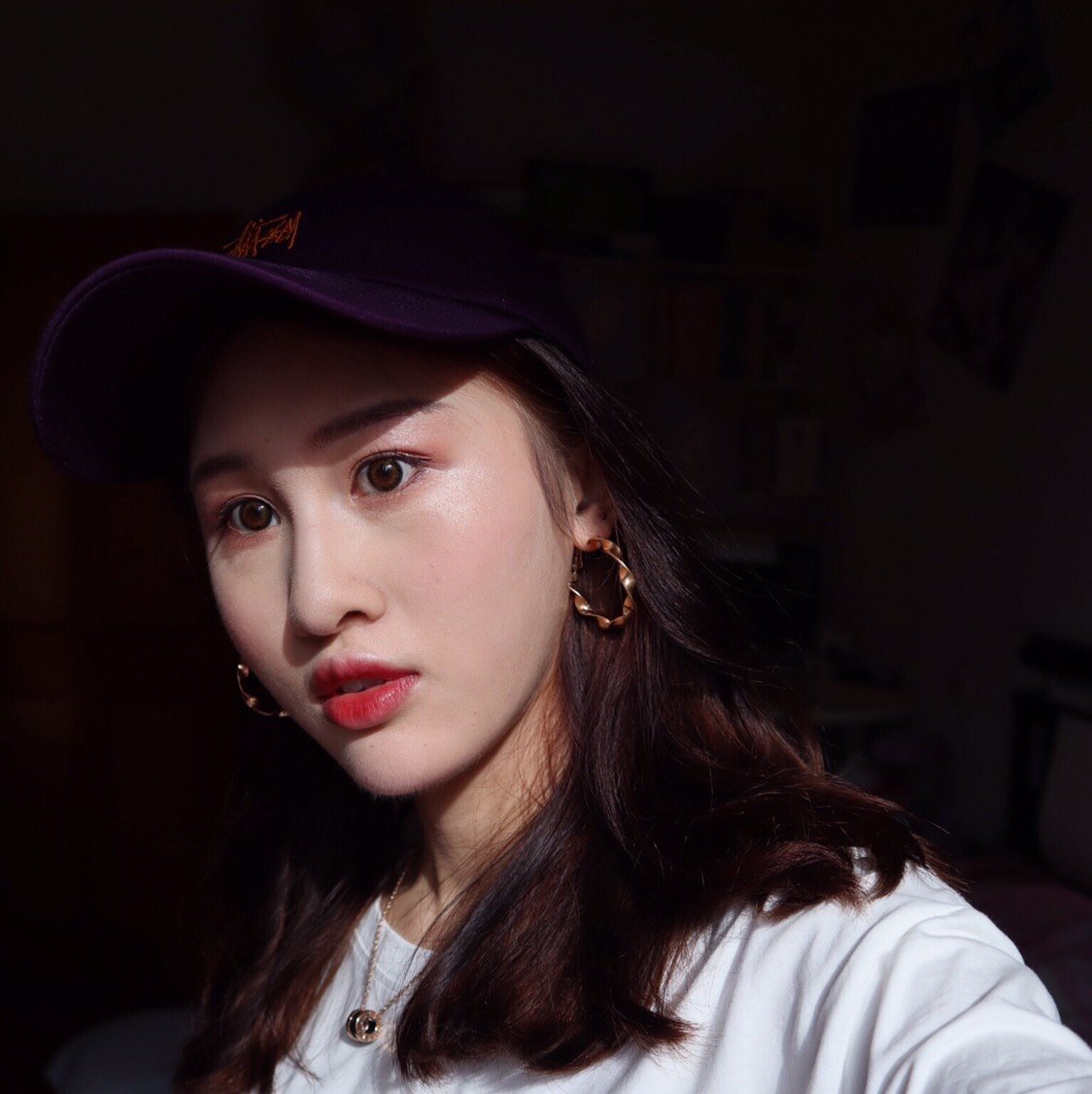 填充之后的我现在照镜子感觉每个角度都是美美哒,而且现在拍照都不