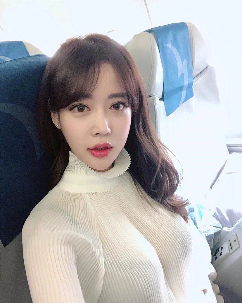 颜值都飙升整体气质都提升了呢现在每天都很自信各个角度的自拍都不怕