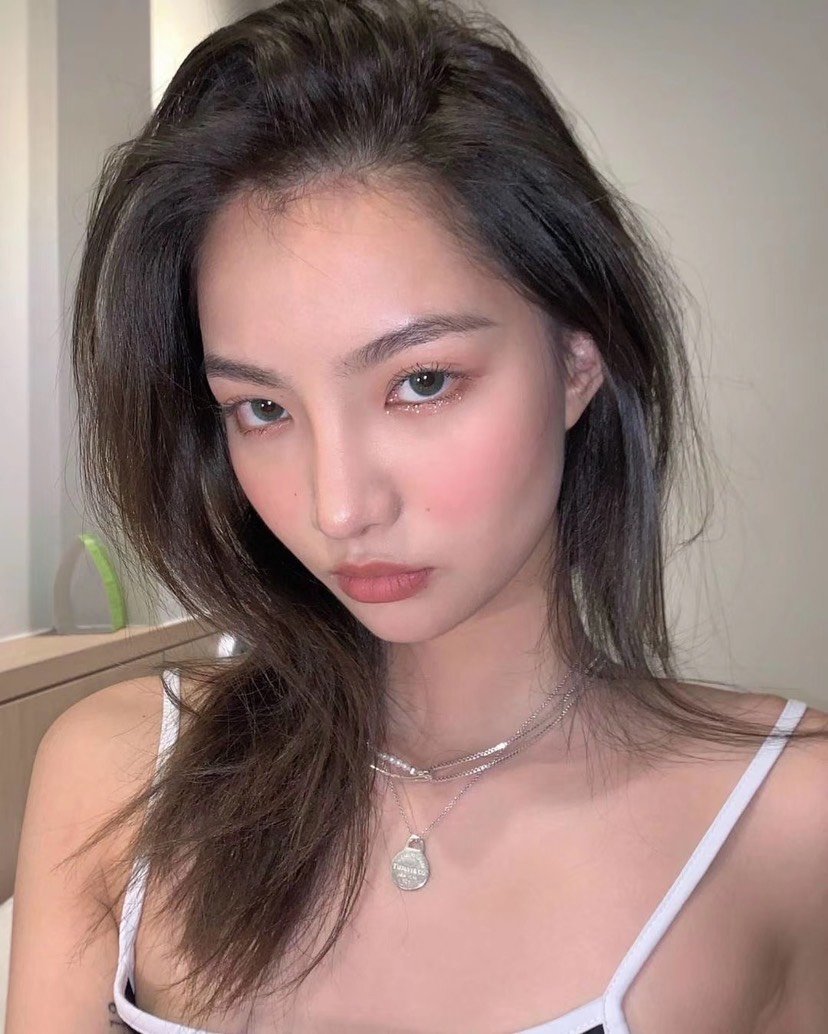 我是不是长了一幅很凶的样子,禁欲脸,其实我为人很亲_圈子-新氧美容