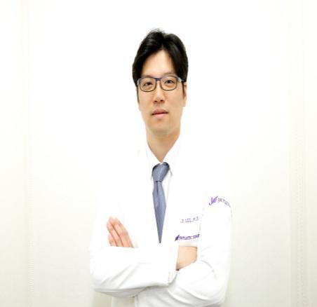 李尚俊jw整形医院院长整形外科专业医师简历成均馆大学医科大学毕业成