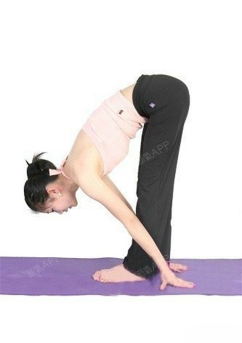 每天坚持8个拉伸动作 让你长高5公分