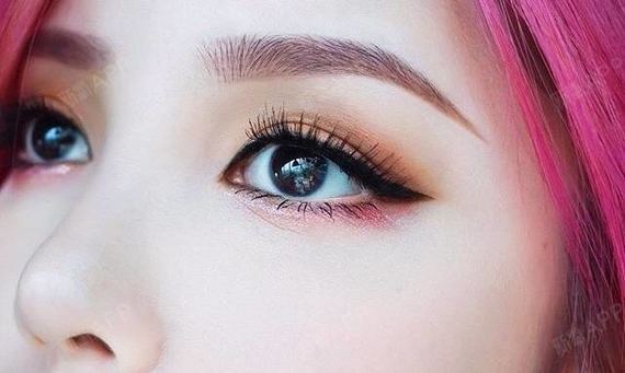 其中眼线的作用是不可忽视的