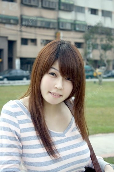 怎么挺都看不到胸,走起路来还有点驼背,女性a罩杯是多大a罩杯到底有多