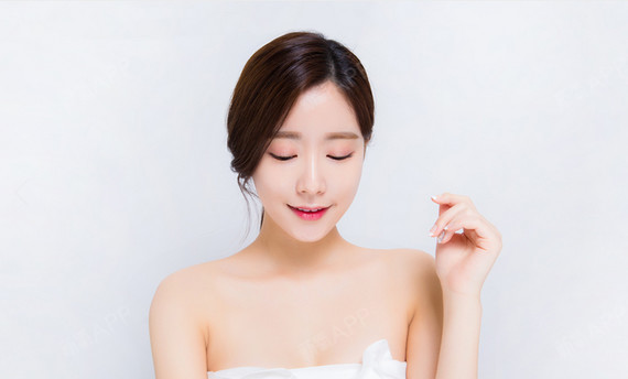 【私人定制】韩国闪亮维他命瓷肌美白 嫩肤祛暗沉 修复肌肤 增加皮肤