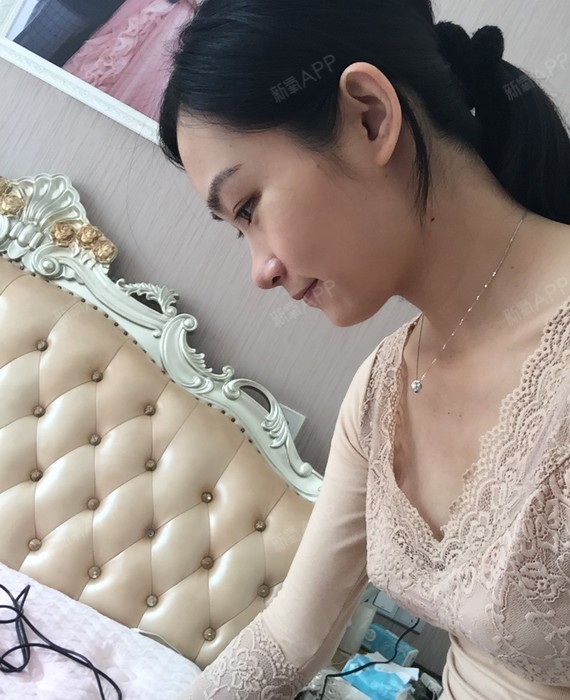自从生完孩子之后胸就塌了,好长时间可气了.