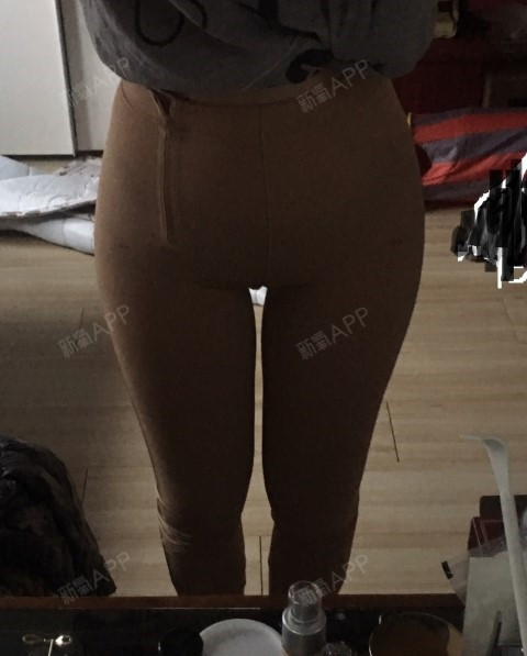 现在即便是肿胀,但是也完全可以看到 大腿根部有了缝隙呢,  我会继续