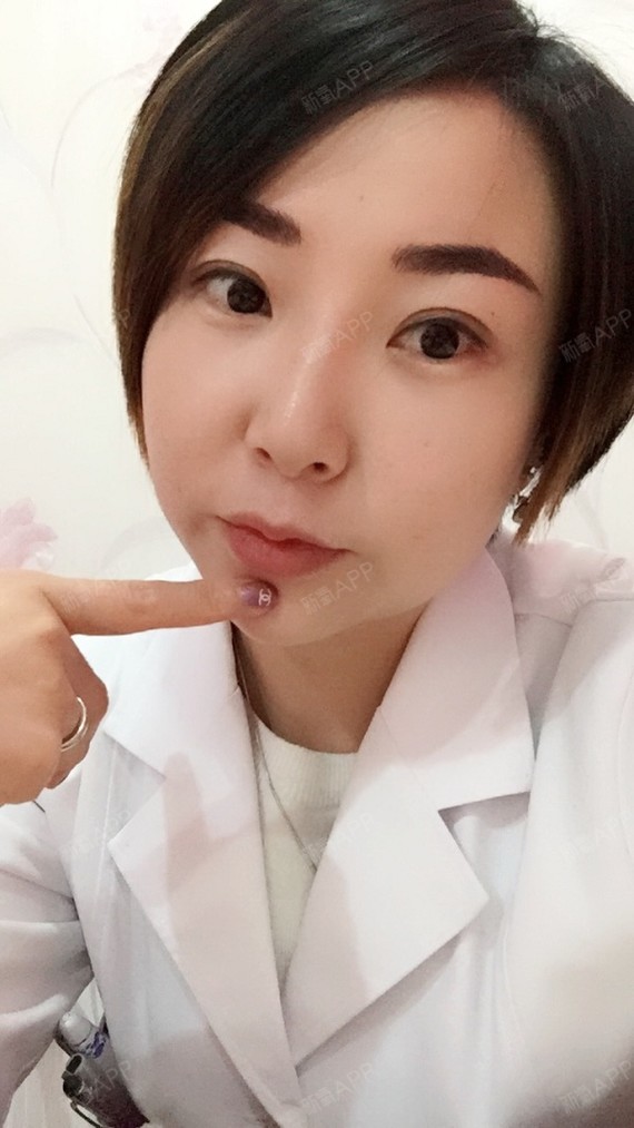 何梅梅埋线提升第3天美丽日记