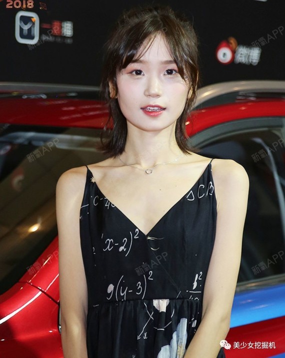 剩下的红人们就是无功无过的了 时尚红人mona张绮贤,和其他仙仙的少女