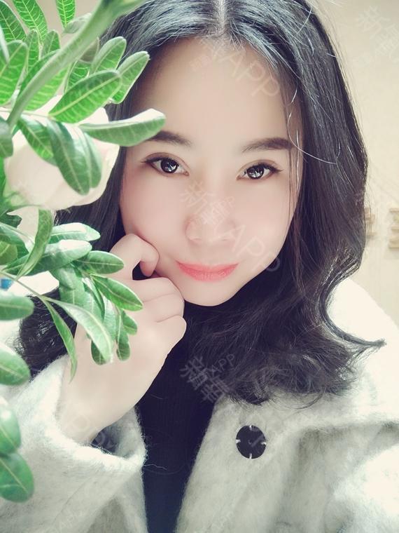 宝宝们看我从村姑变身大美女的过程,过来跟大家分享一下,喜欢现在的