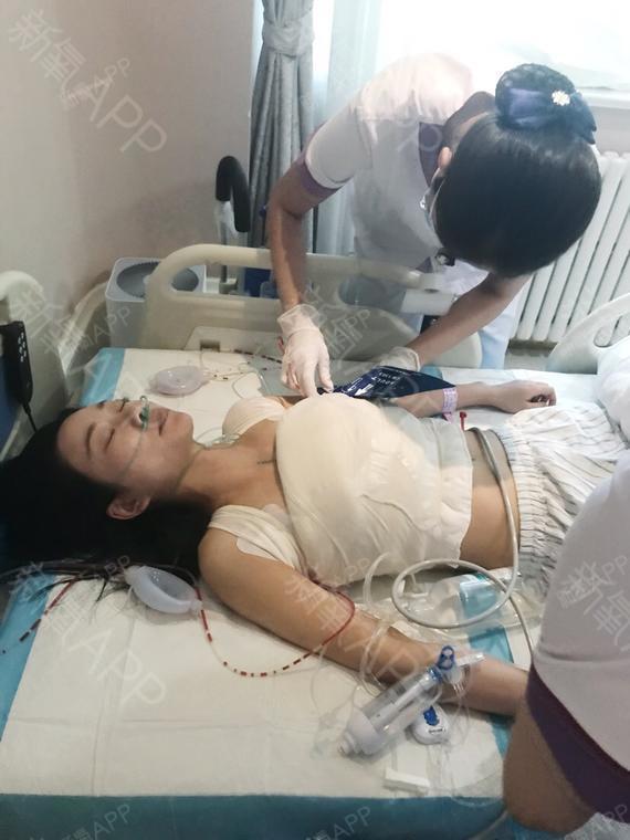 一直在一些整形平台上学习这次终于鼓起勇气做了假体隆胸特别理解和我