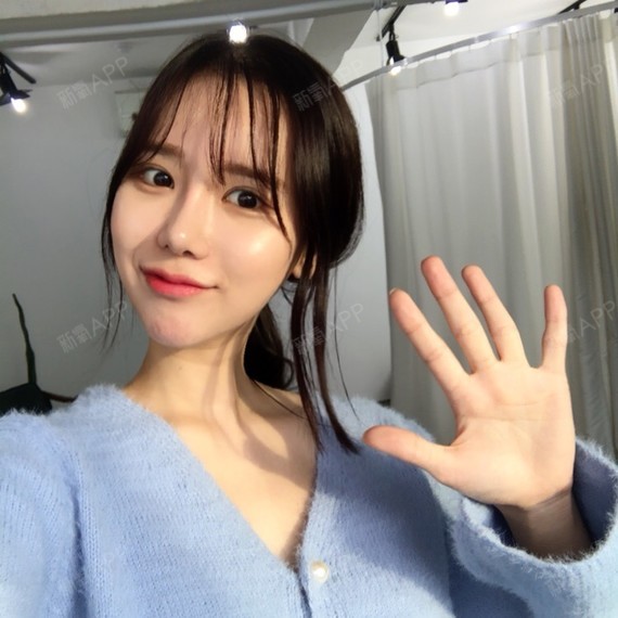 其实我本来也是个瘦子喔 肥嘟嘟的脸再见啦ヾ(~▽~)bye~bye