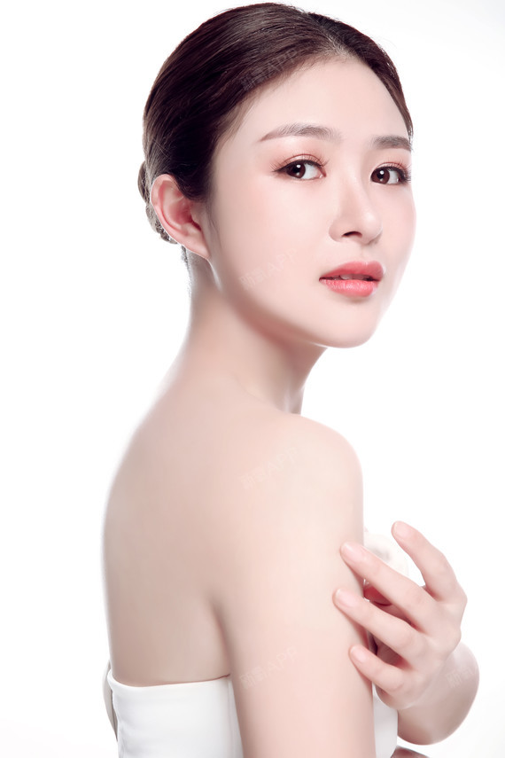 肋软骨隆鼻好不好_效果图_茜茜xi肋软骨隆鼻术后第114天_新氧美容整形