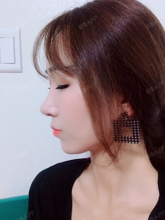 大家觉得我的这个鼻子侧面弧度怎么样?