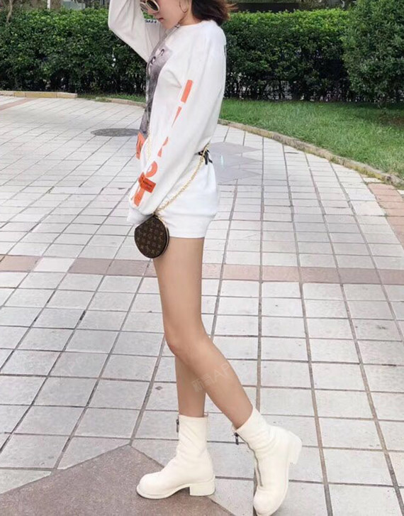 自从把束身裤脱了以后,我的腿不光越来越瘦,而且形态_圈子-新氧美容