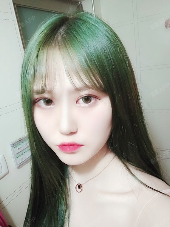 一直都是那个发型,想尝试一点不一样的,所以所以去尝_圈子-新氧美容