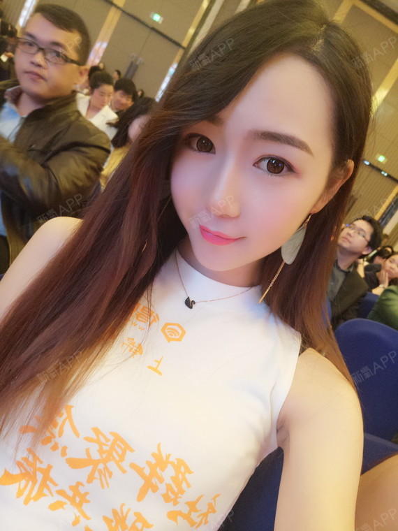 恢复得很好,不用美颜相机也能美美的拍照啦~开心[:_圈子-新氧美容整形