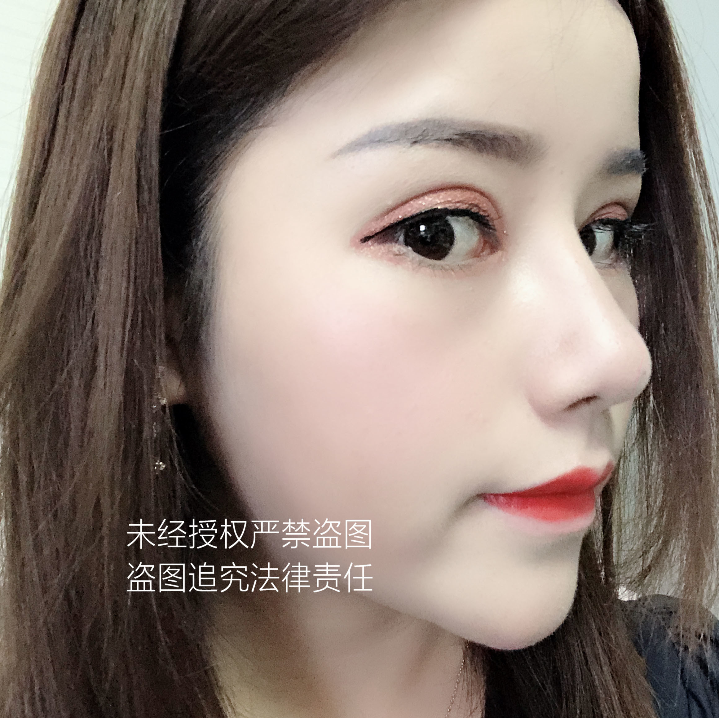 眼睛恢复有一个多月了,我朋友们都说我和之前变化好大,越来越好看了!