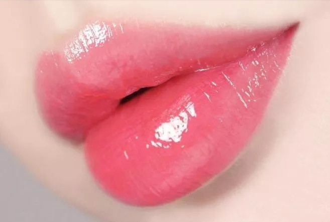 收下这个花瓣唇,把樱花藏在嘴唇里~~05很多小仙女还_圈子-新氧美容