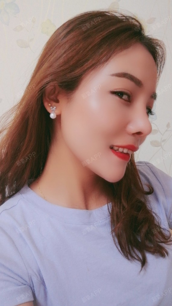 鼻尖都是自己想要的弧度,就是那种符合自己的微翘,不是什么网红直鼻