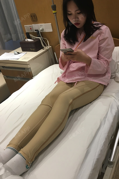 今天是大腿吸脂第5天也是第一次和宝宝们分享我的蜕变小小的激动总体