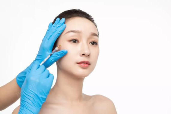 自体脂肪填充与玻尿酸填充,究竟有什么区别?1,材料_圈子-新氧美容整形