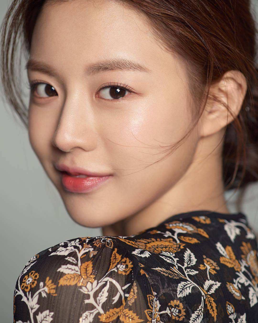 9,鼻缺损整形:众所周知,鼻子形态的完整对构成面部美貌至关重要.